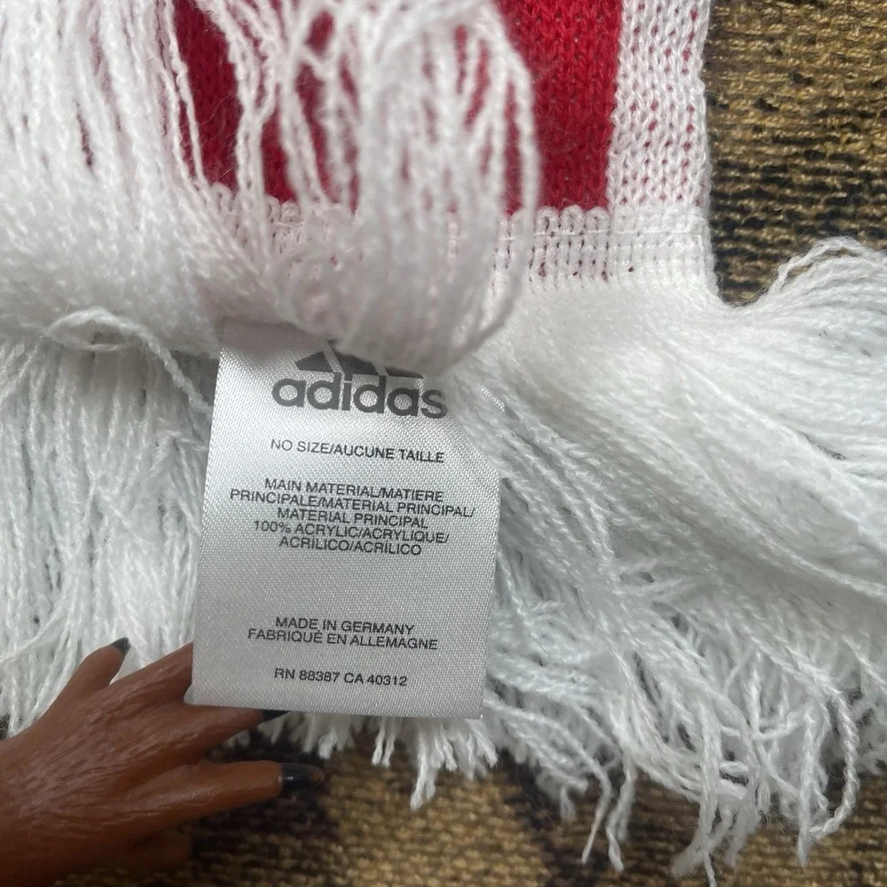 Adidas Manchester United Red White 3 Stripes Soccer Scarf New